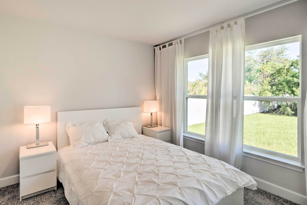 Elegant Port Charlotte Home < 10 Mi to Beach!