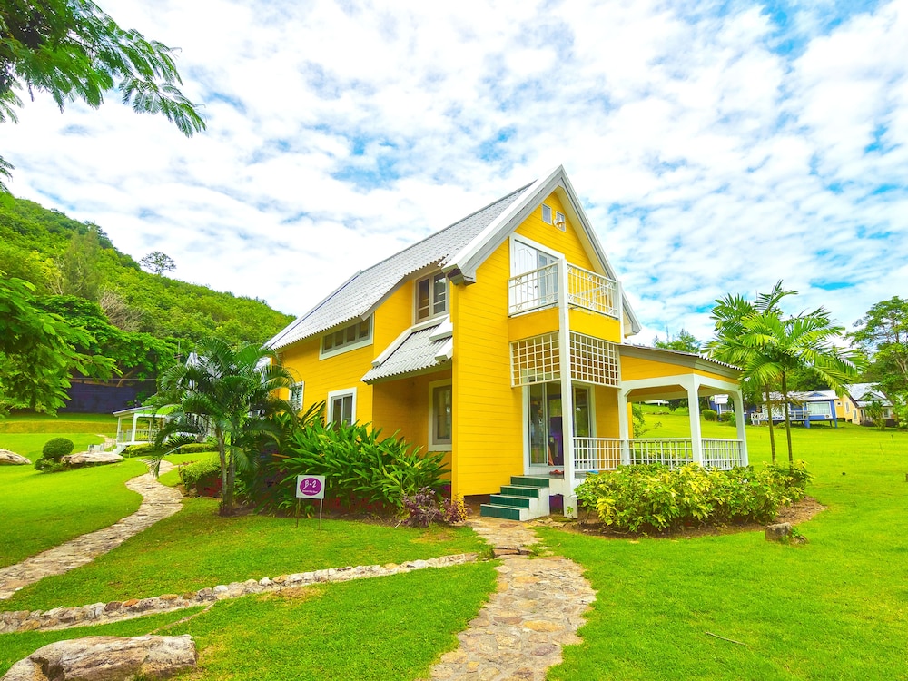 Brookside Valley Resort