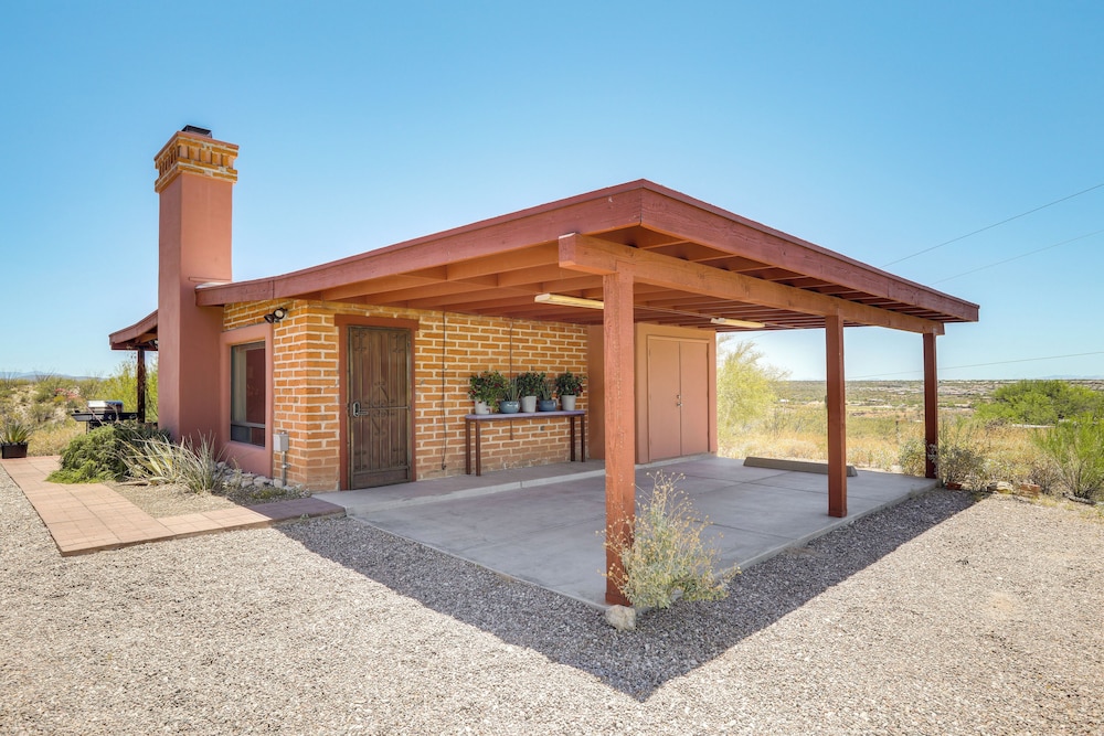 Near Hiking: Mtn-view Tucson Studio Retreat