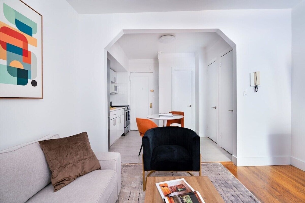 444 Midtown Apartments