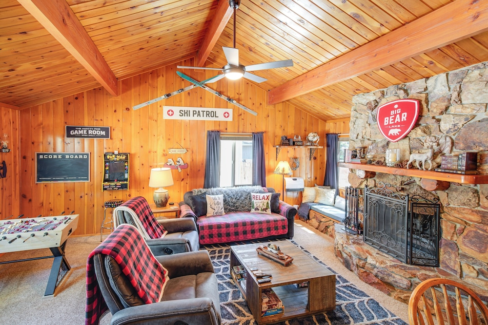 5 Mi to Big Bear Lake: Pet-friendly Gem Near Hikes
