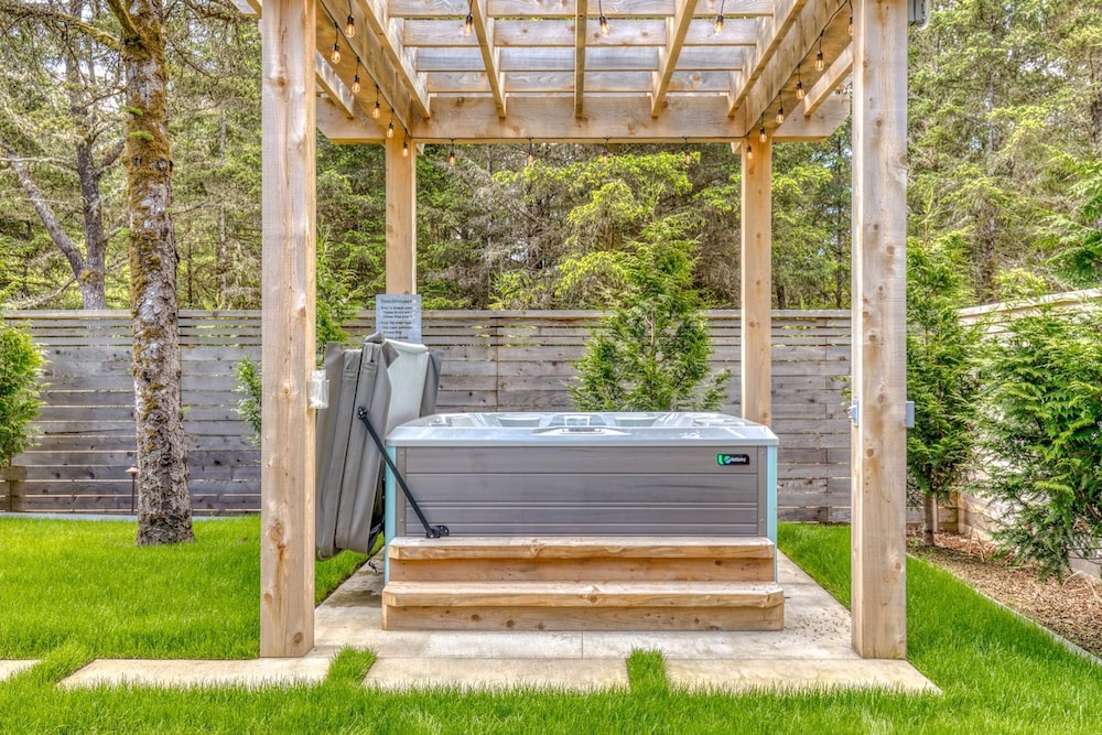 Boutique Cabin Design Luxury Hot Tub Path to Beach