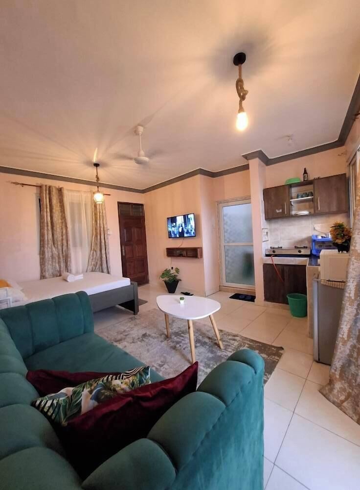 Lux Suites Lexy Homes Bamburi