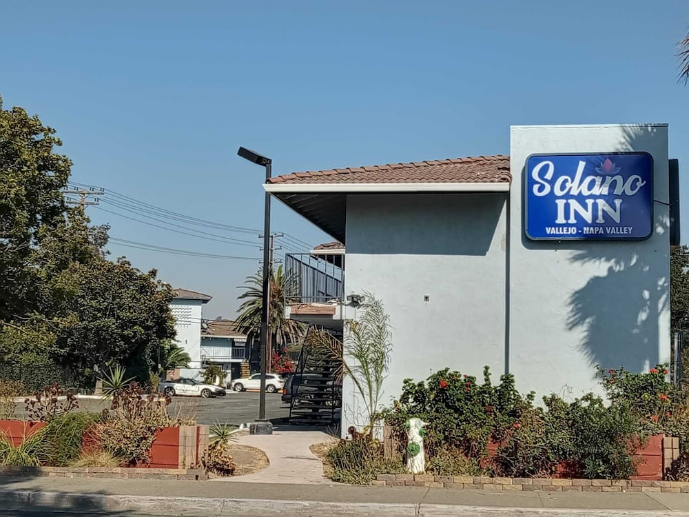 Vallejo Vacations - Solano Inn - Property Image 6
