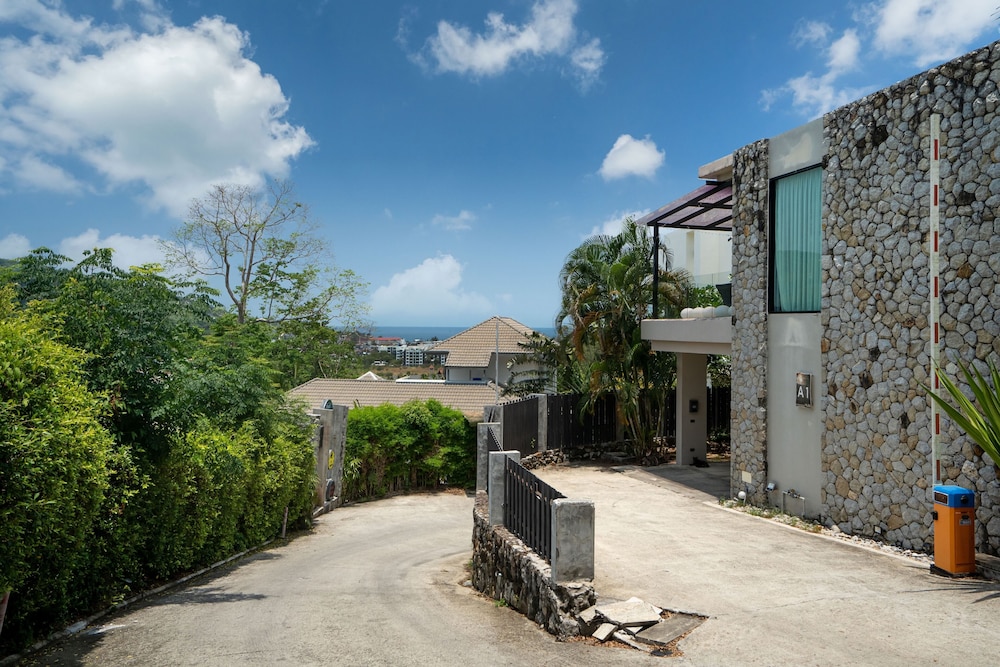 Designer Sea View Villa Natural Touch A1 view 3