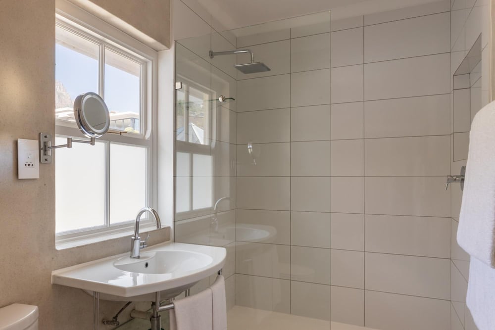 Incredible 6bed w Pool in Camps Bay Villa Galazzio