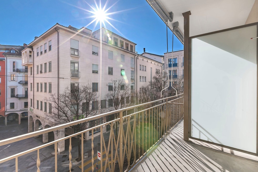 Novos Contrada Apartments