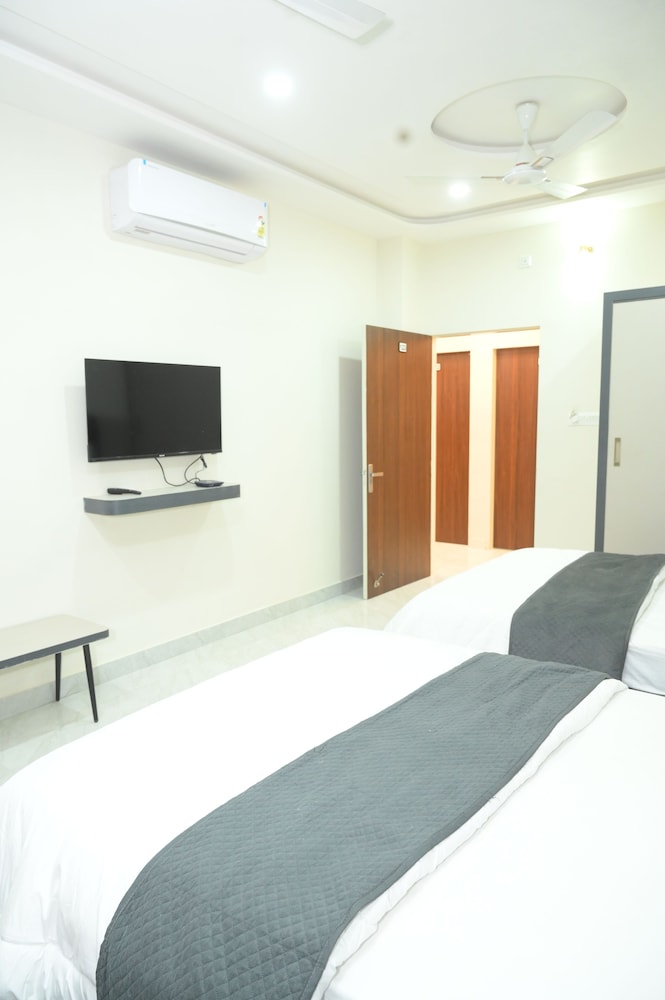 HOTEL SHIVANSH