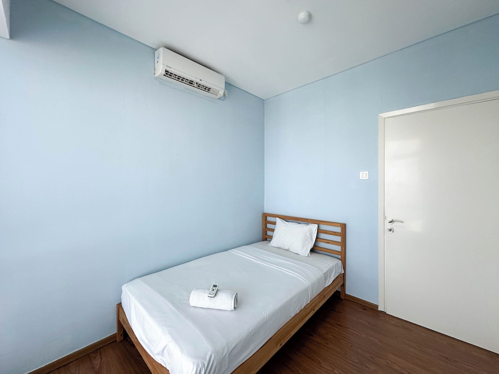 Spacious And Cozy 3Br At Grand Sungkono Lagoon Apartment