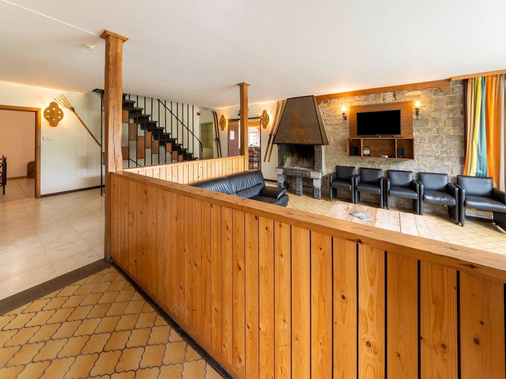 Villa in Ardennes With Sauna and Jacuzzi