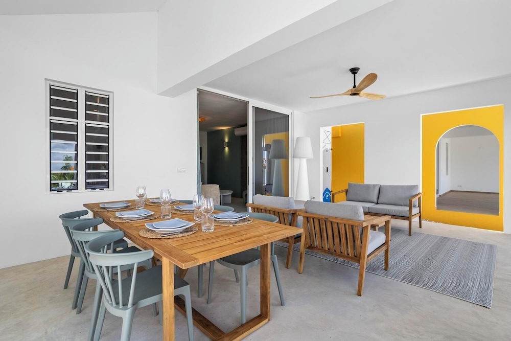 Dolce Vita Homes Bonaire