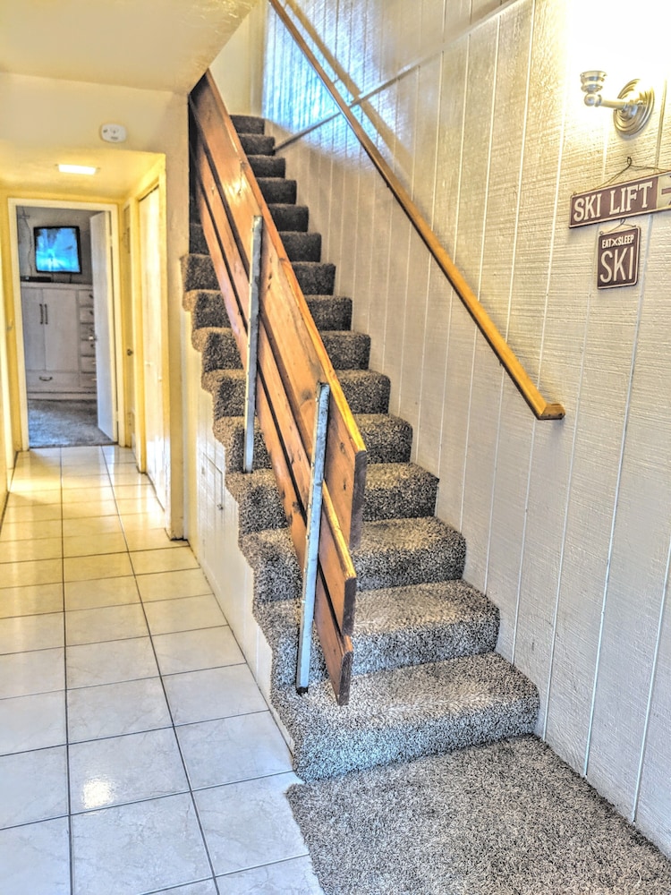 Snow Summit Townhouse Rentals & Sales