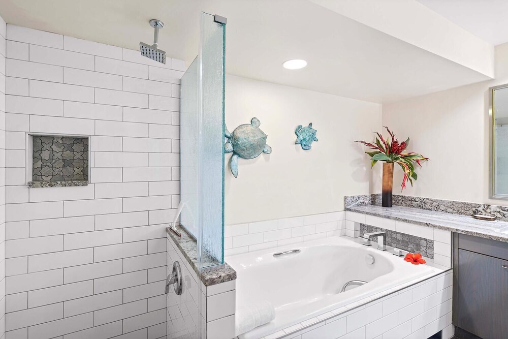 Concierge Included - Ground Floor - No Stairs & Lanai - Vrkcv