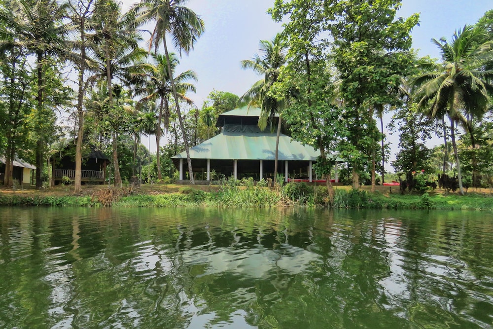 Amritara Riverside Luxury Tents