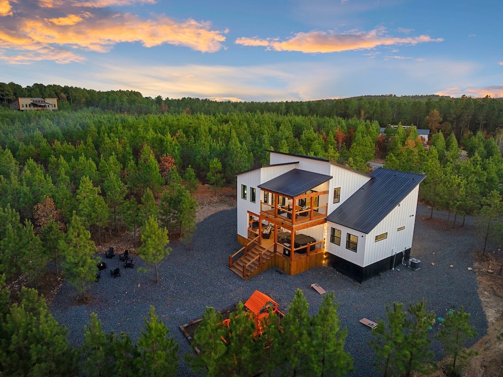 New, Modern, Bunk Room, Game Room, Playground, Hot tub