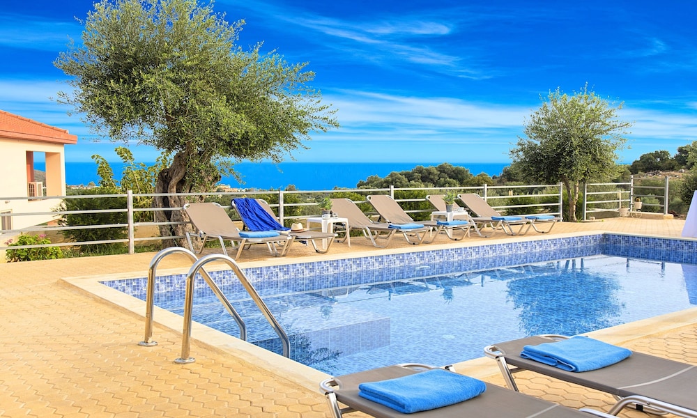 Aqua Blue Villas with Heated Pool
