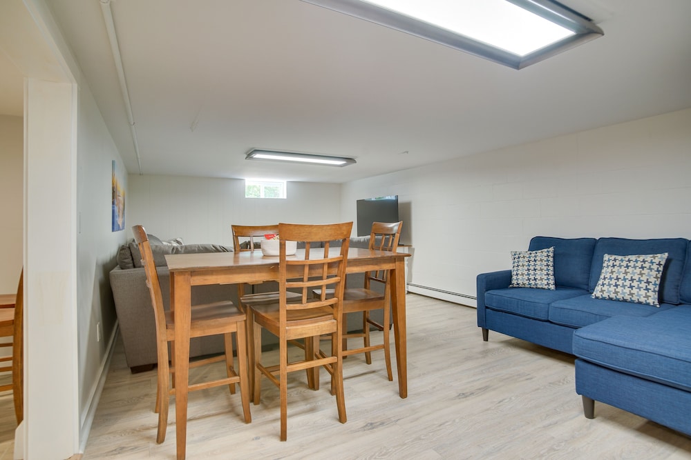 Newly Renovated Dennis Port Home: Close to Beaches