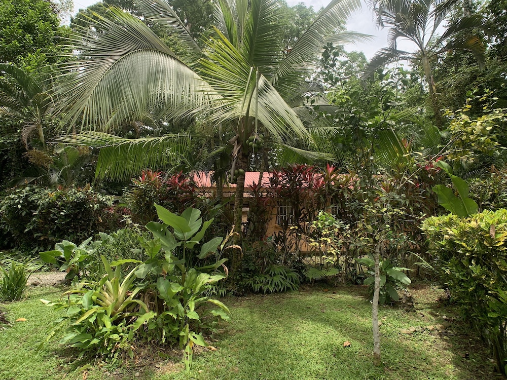 Luna Caribeña Village