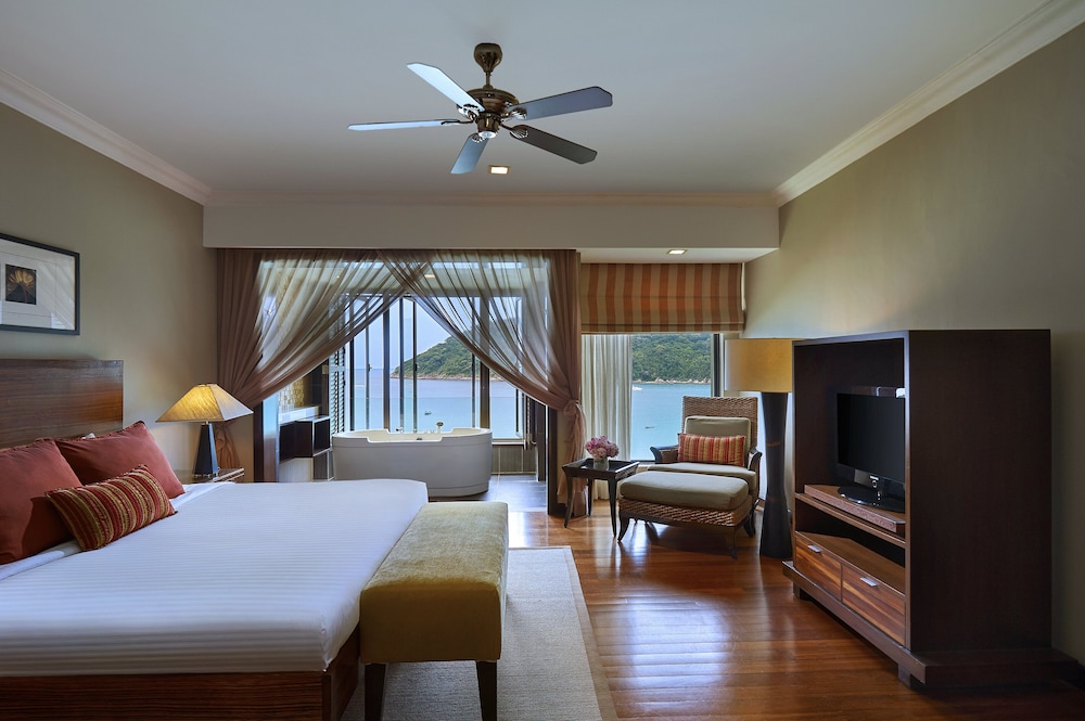 The Taaras Beach & Spa Resort 16
