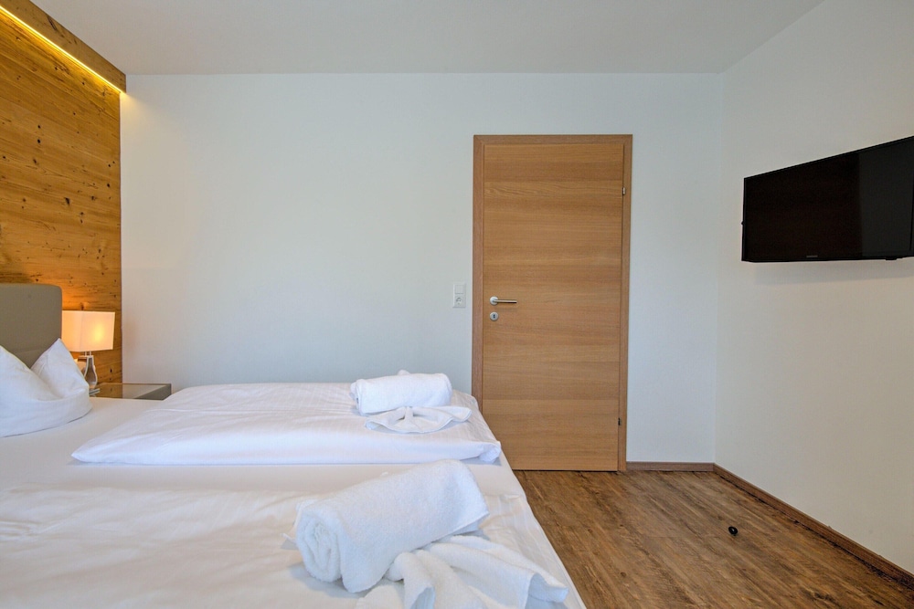 Mountain View Ski Apartment