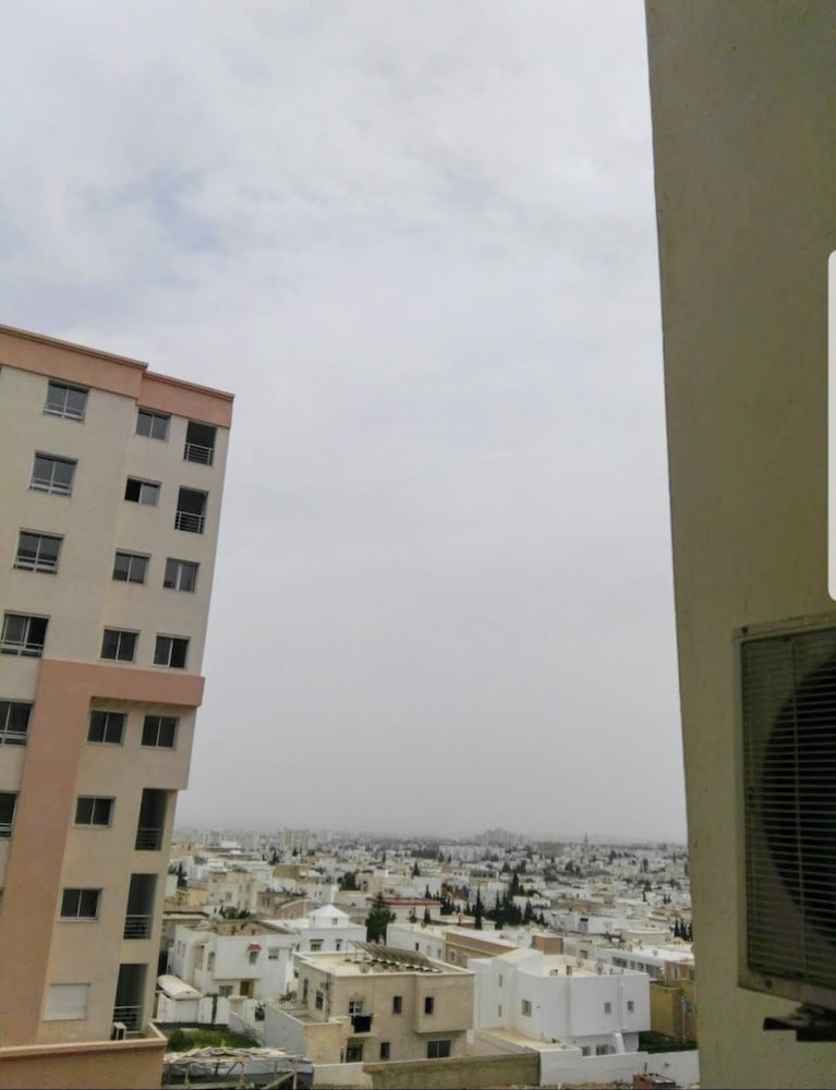 El hana apartments