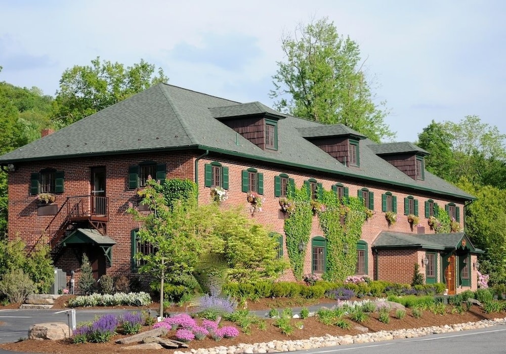 The Beaumont Inn