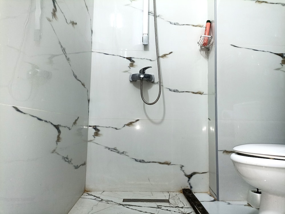 Apartment Shkëmbi i Kavajës Beach,