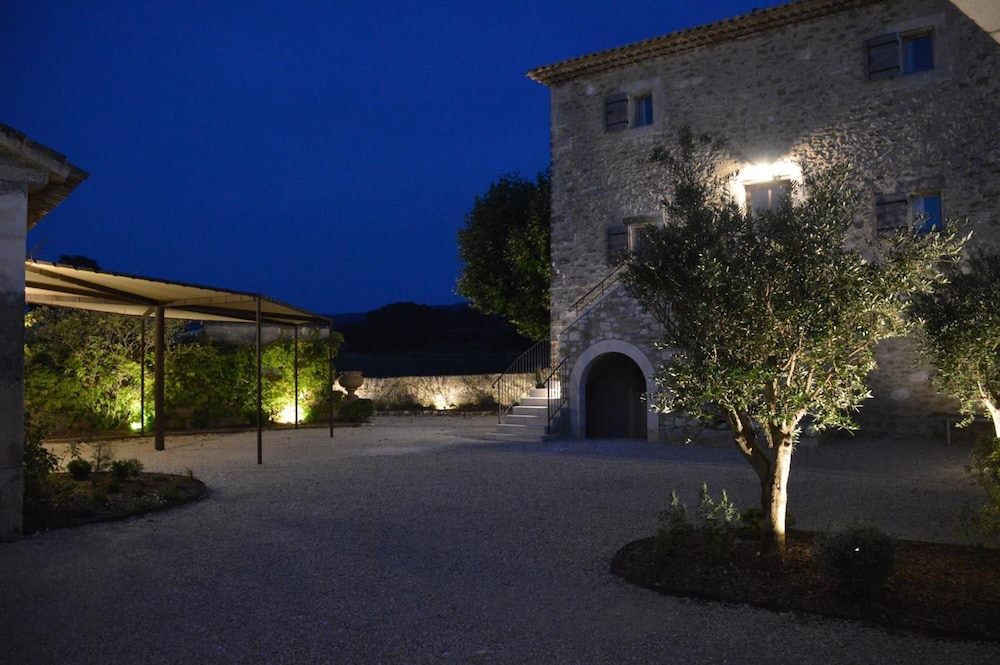 Le Clos D'Olea. Chambres d'hotes