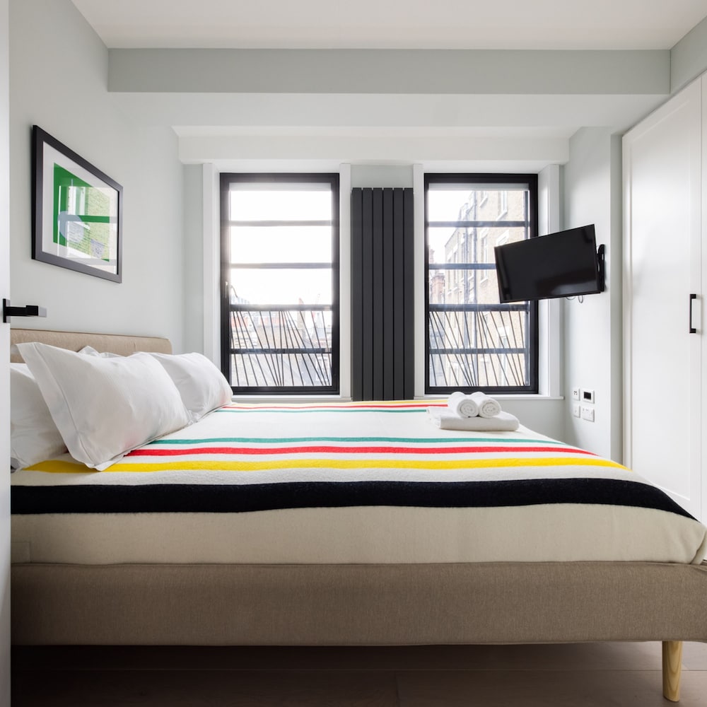 Vibrant Leicester Square 2BR - Netflix Nespresso