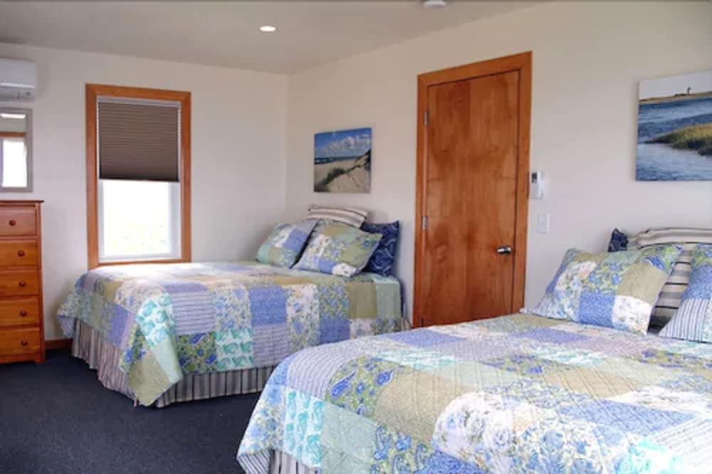 Top Mast Resort