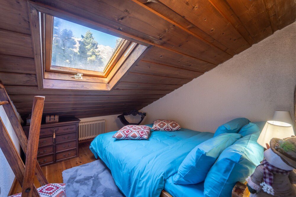 Dandy Villas Elatodasos Chalet Artemis view 4