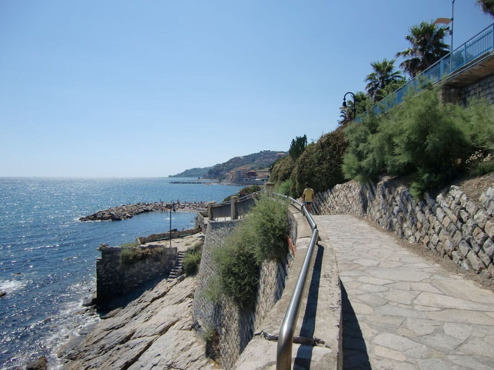 Holiday Apartment Monte Faudo