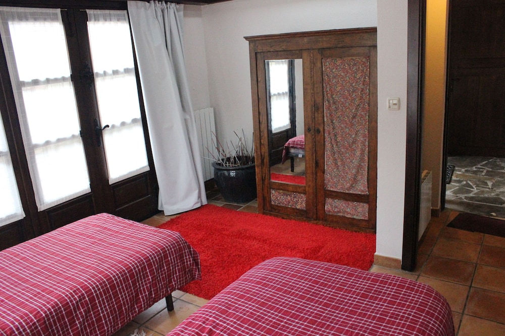 Photo 48