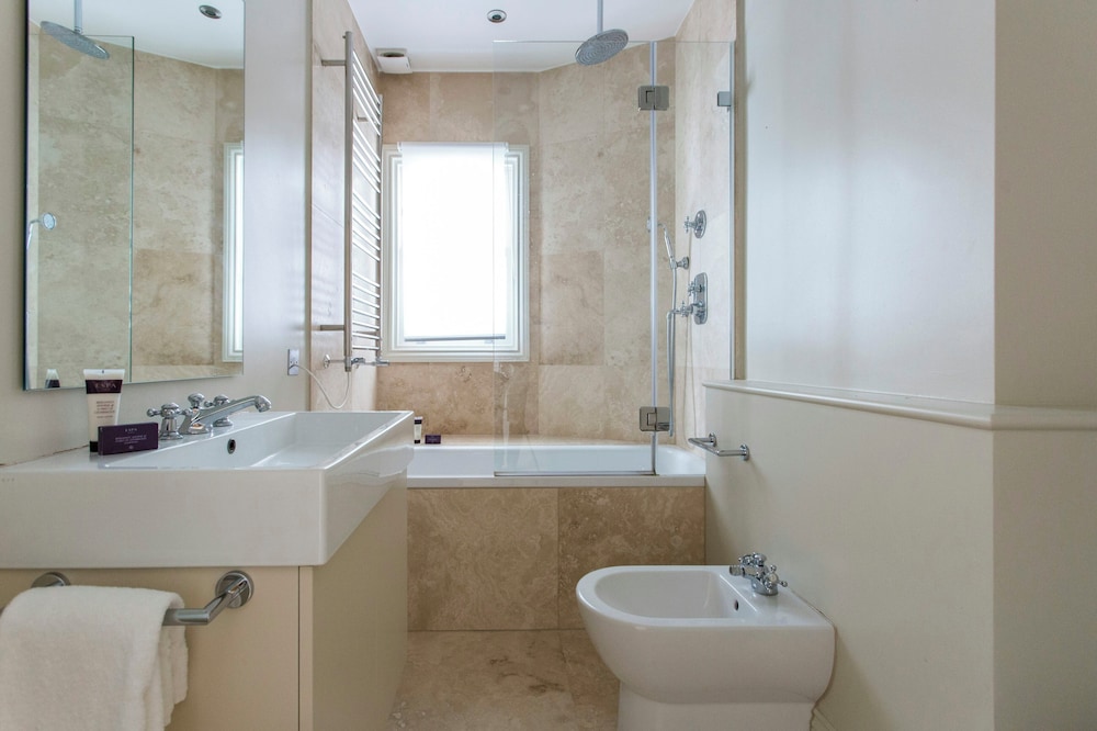 Cadogan Place IV by Onefinestay