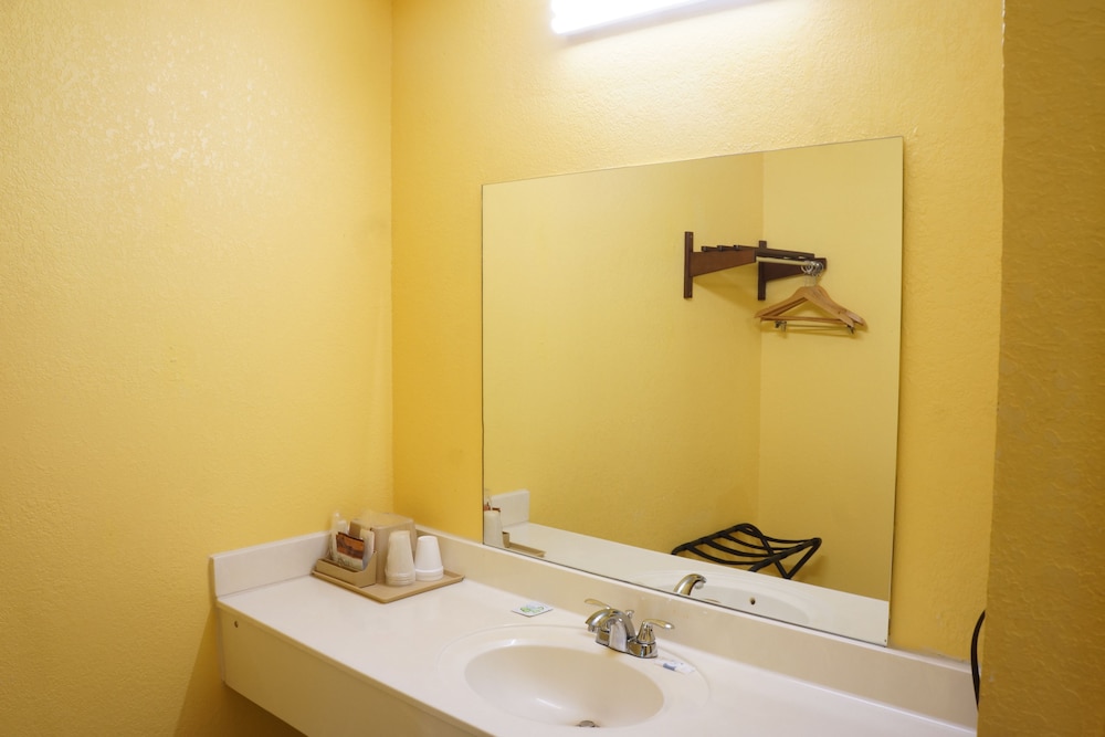 American Inn Motel by Capital O Camden AL