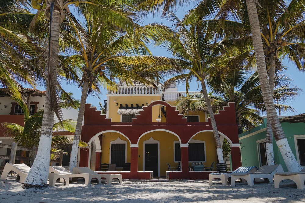 Beachfront Hacienda del Cuyo Penthouse