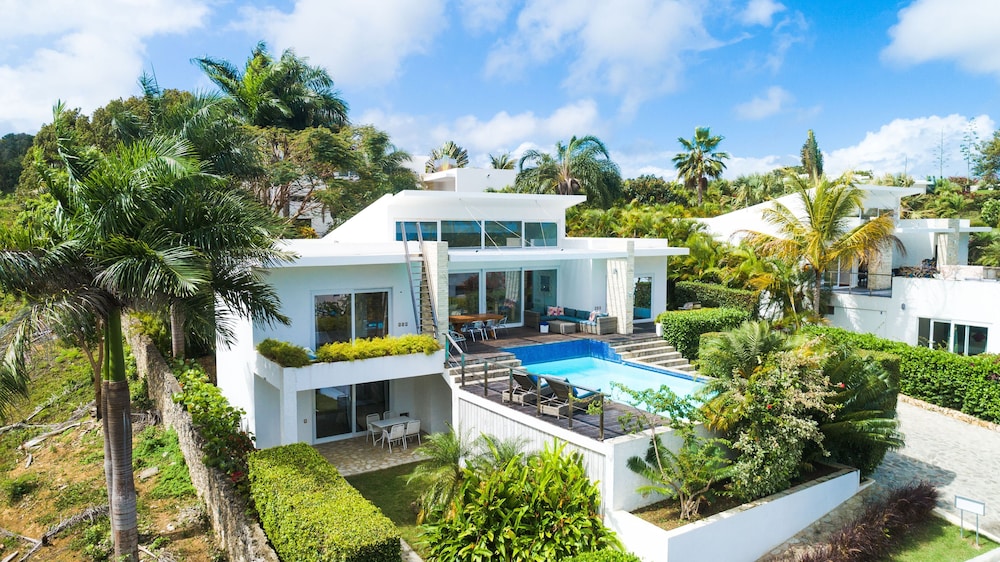 Villas Agua Dulce