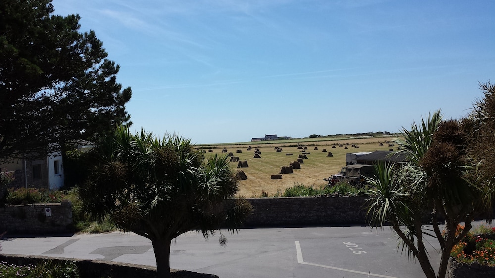 Simerock Guest House view 5