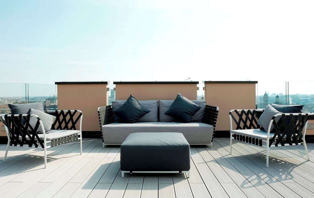 Centro San Babila - Central Tower Apartment W/ter