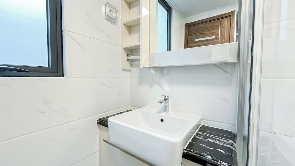 Brand New 3BR at Sky House BSD Apartment