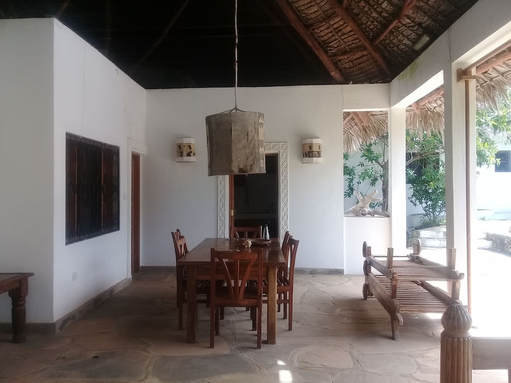 Lion Villa
