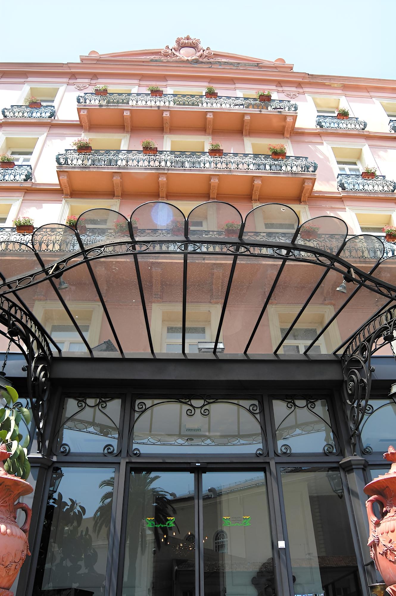 Grand Hôtel des Ambassadeurs