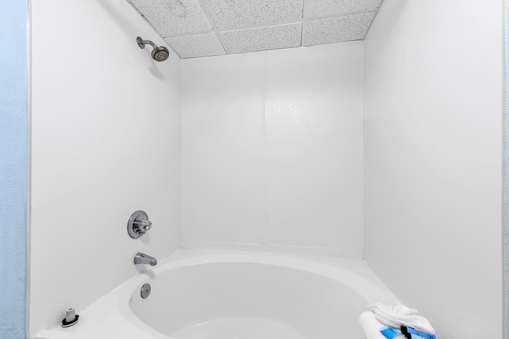 Edgewater Golf Villa 3204