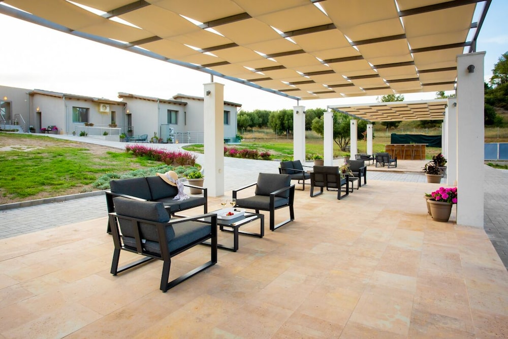 Alikon Adult-Only photo 3