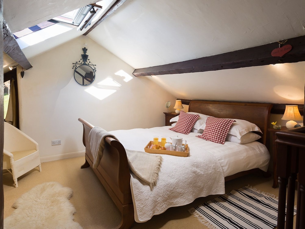 Poppy Cottage