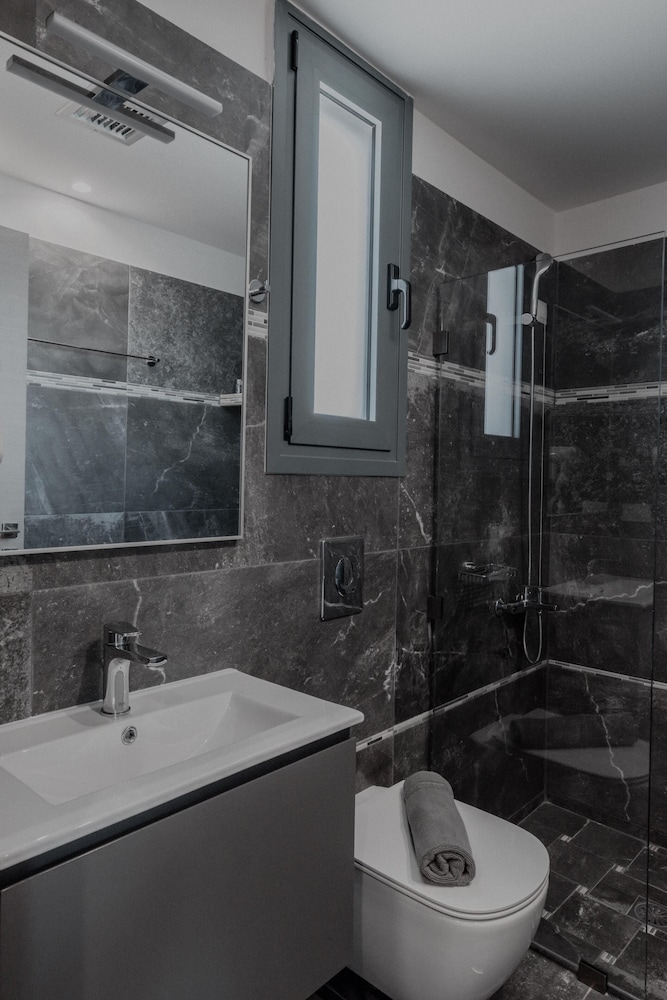 Palacio Del Sol Luxury Apartments - Property Image 17