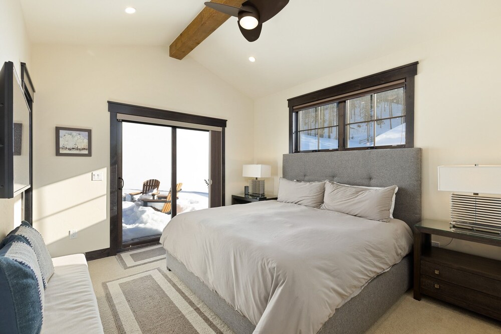 54 Outpost Drive The Alders - Private Hot Tub 4 Bedroom Condo by RedAwning view 2