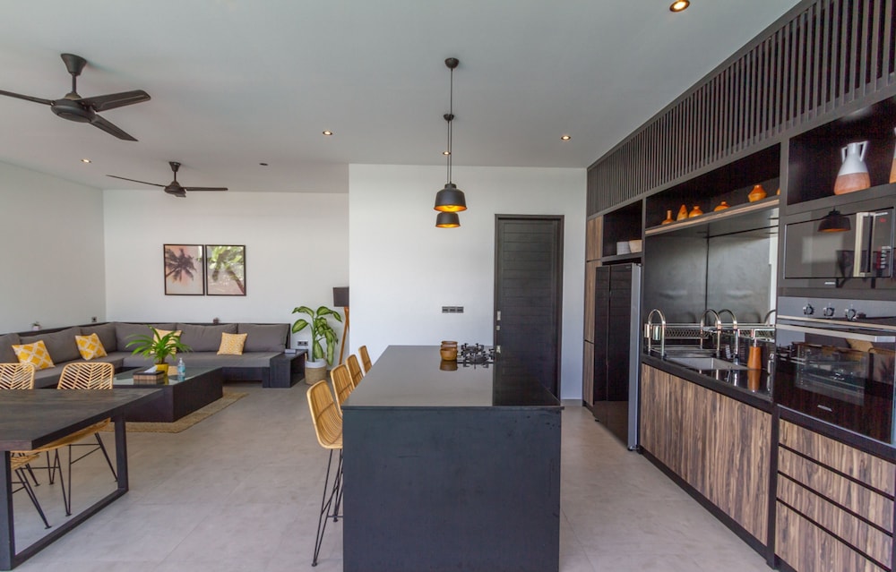 Villa Lys by Alfred in Bali - Charming 3BD Villa w Pool View Near Berawa Beach