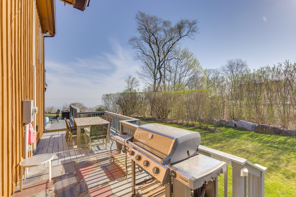 Amazing Rocky Point Retreat Overlooking the Sound! - Property Image 21