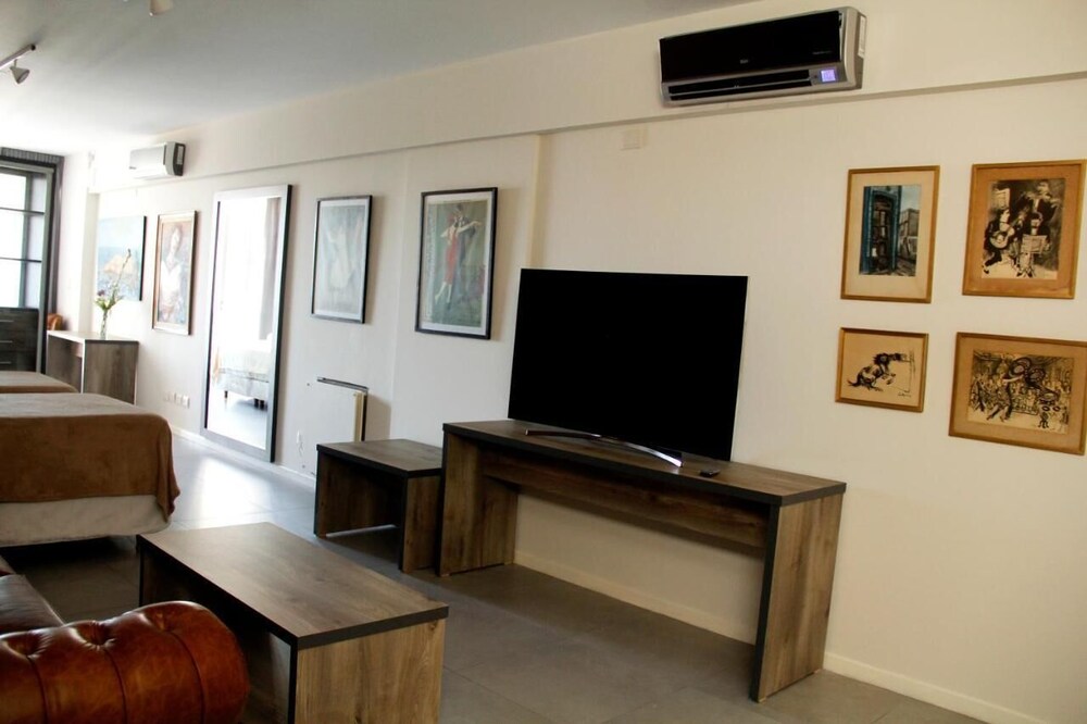 Rivadavia Apartments